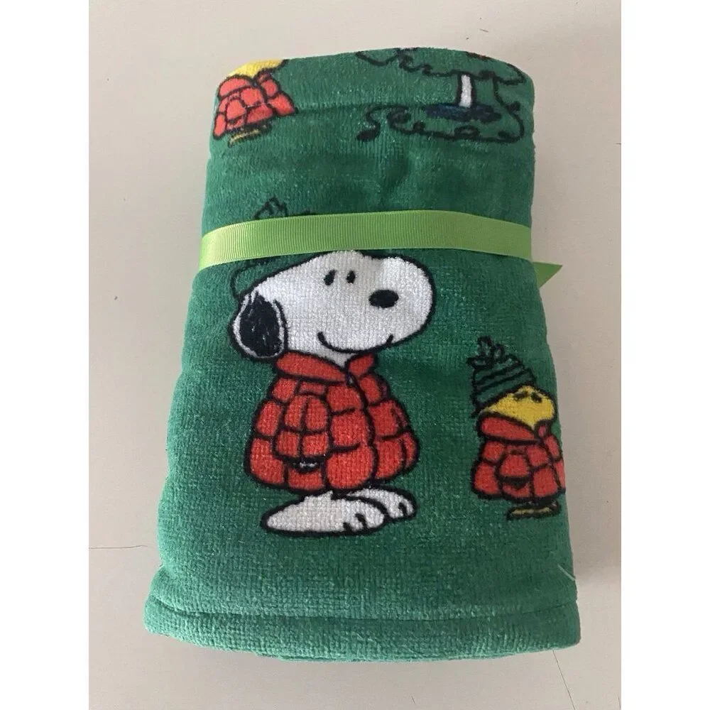 2 Pk Peanuts Snoopy Woodstock Puffy Coat Christmas Holiday 16